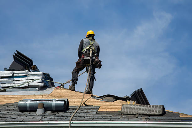 Professional Gutter Installation technician working in Ashland, NJ